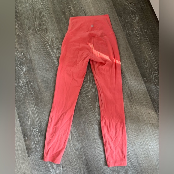 Lululemon leggings - Picture 1 of 3